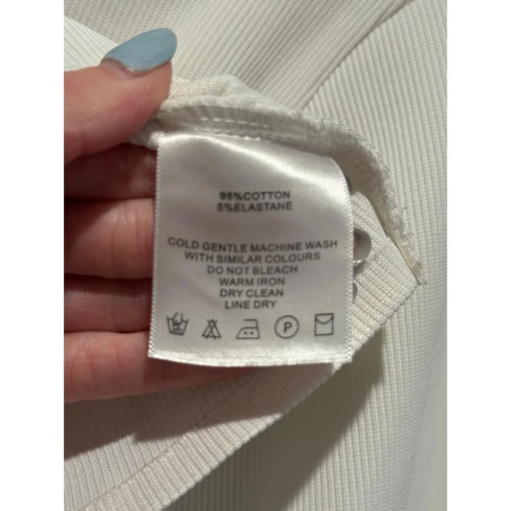 MANIÈRE DE VOIR Womens Size 10 White Ribbed Cropped Long Sleeve Top - Picture 5 of 6